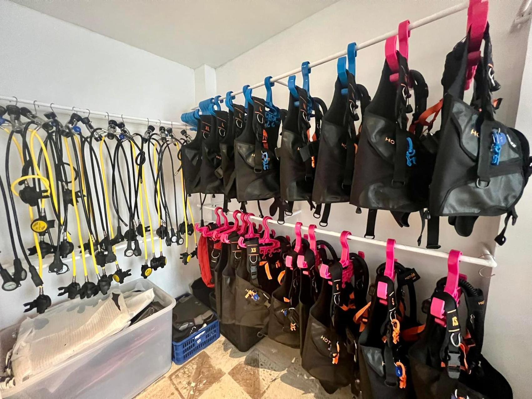 E-Fun Dive Resort Dauin Exteriör bild